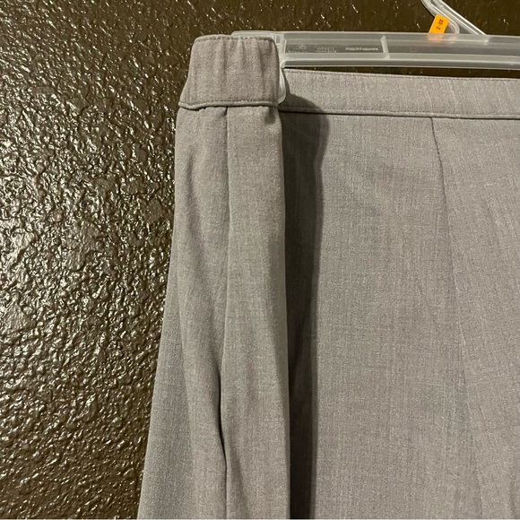 Gray Briggs New York Business Pants / Slacks, Size 14 - Picture 6 of 6